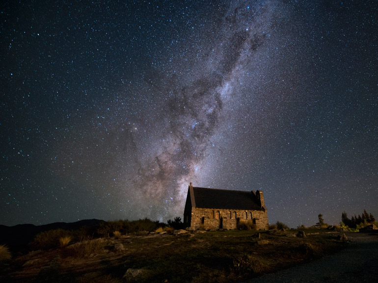 Lake-Tekapo-New-Zealand