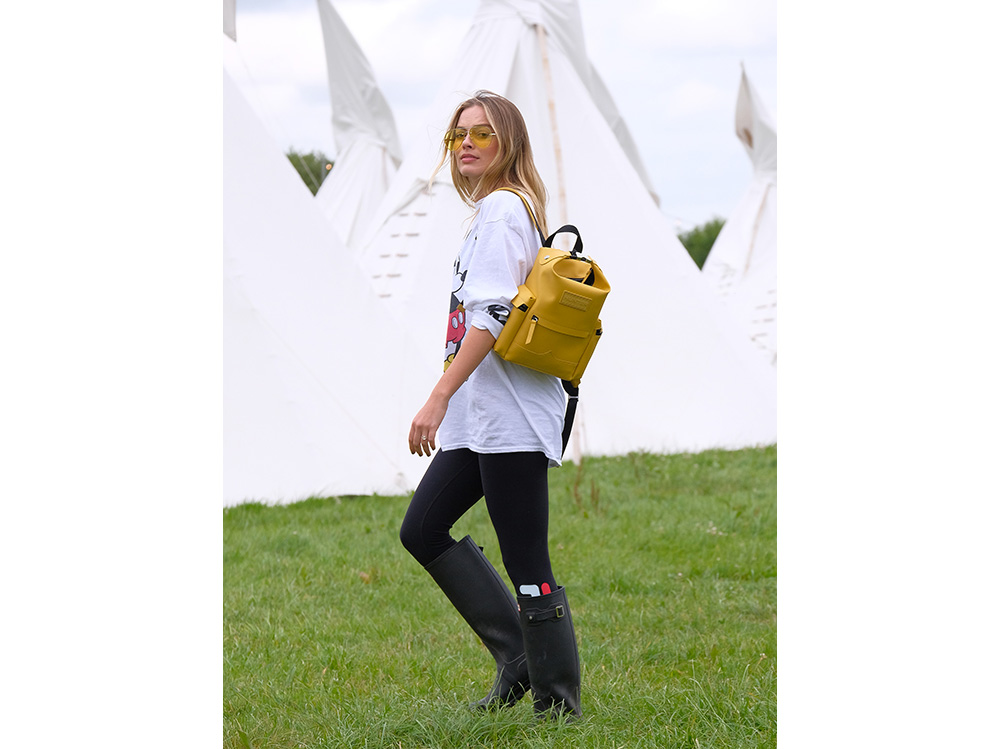 MARGOT-ROBBIE—24TH-JUNE-2017—ORIGINAL-MINI-RUBBERISED-LEATHER-BACKPACK-&-ORIGINAL-TALL