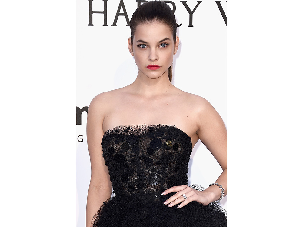 barbara-palvin-beauty-look-9