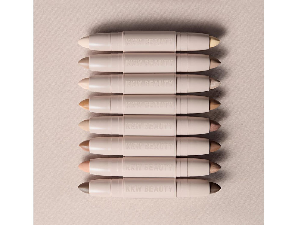 kkw-beauty-kim-kardashian-make-up-contouring-10