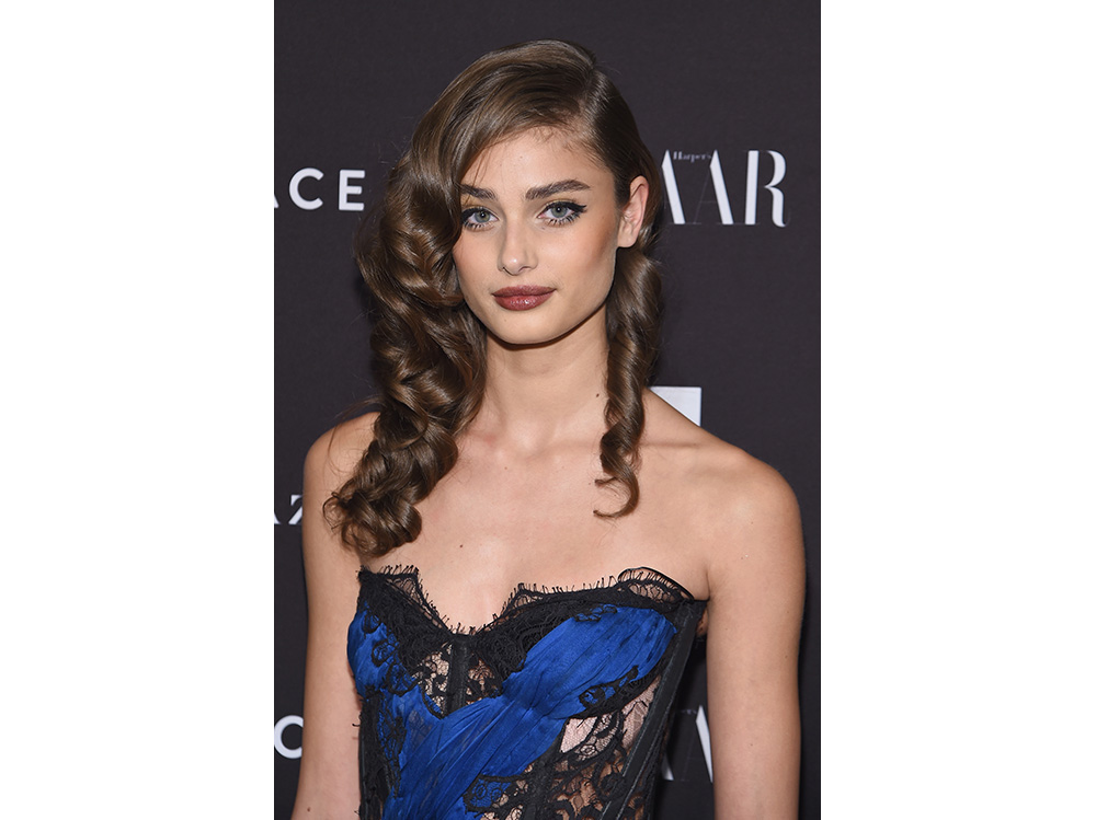 taylor hill beauty look (5)