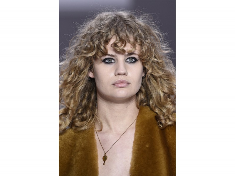 tagli di capelli ricci per l’Autunno Inverno
