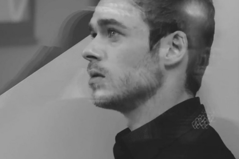 Richard Madden backstage