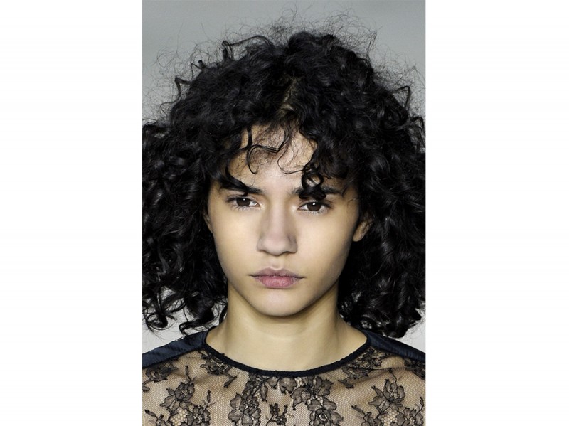 tagli di capelli ricci per l’Autunno Inverno