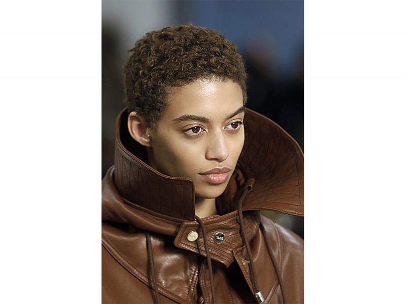 tagli di capelli ricci per l’Autunno Inverno