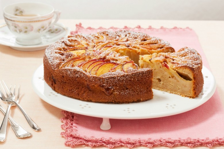 Torta soffice con le pesche