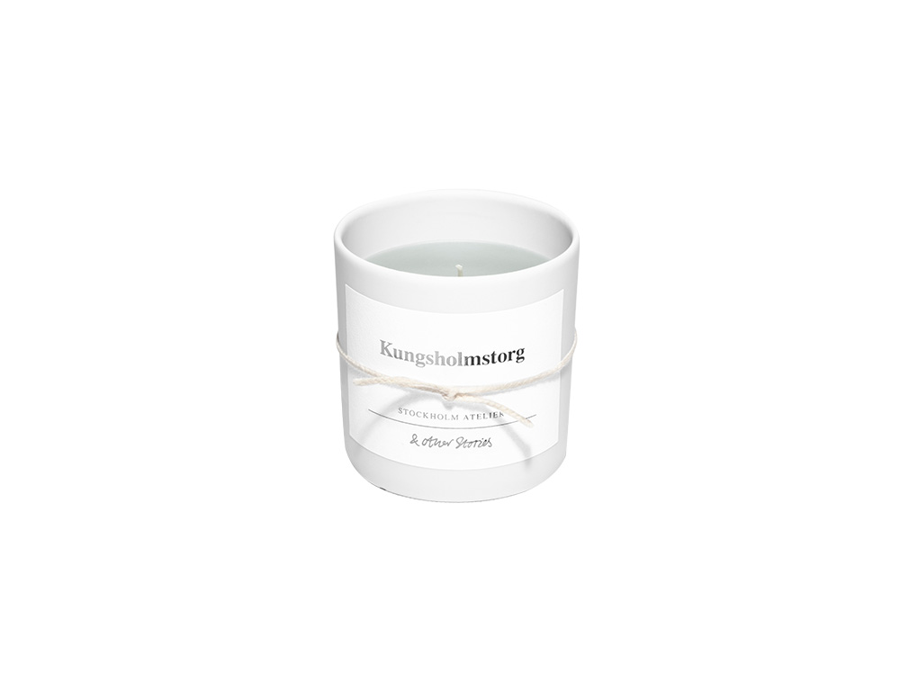 Verso il Grande Nord il beauty-case per Stoccolma & Other Stories_Kungsholmstorg_Scented Candle