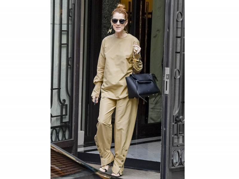 celine-dion-total-look-beige