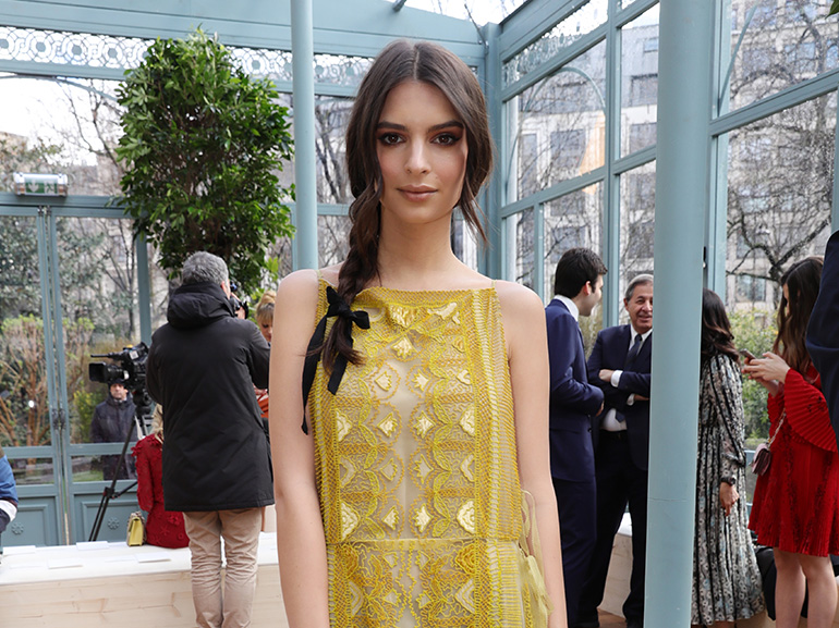 emily ratajkowski treccia