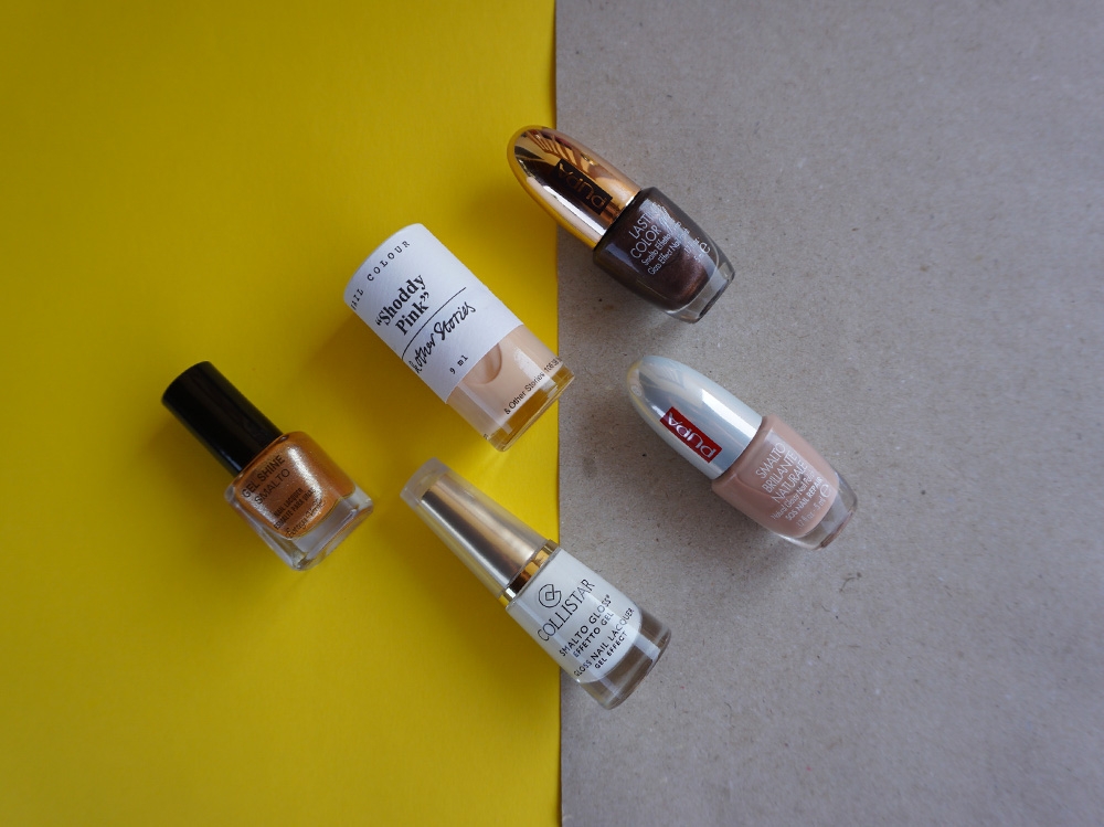 nail-art-ombrelloni-smalti-sabbia