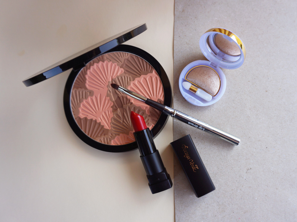 nailart-fiori-makeup