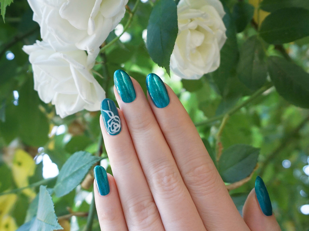 nailart-fiori-primopiano