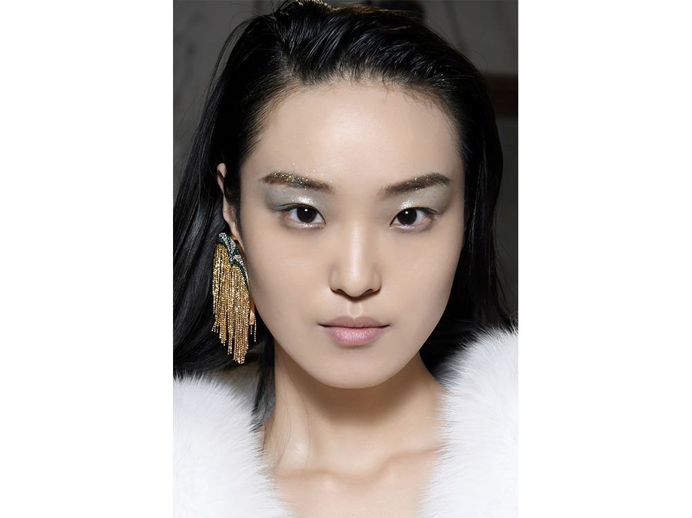trucco luminoso tendenza AI 2017 2018  (11)