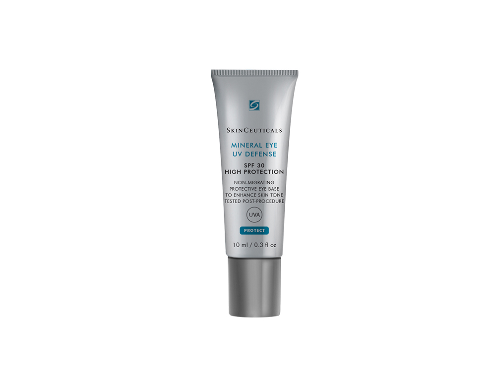 Occhiaie-come-e-perché-si-formano-le-cause-e-i-rimedi-per-combatterle-Mineral-Eye-UV-Defense-SPF30