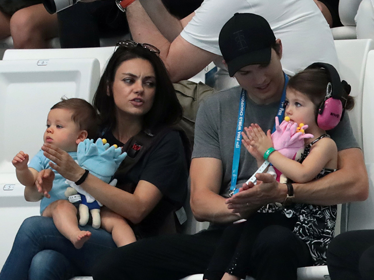 ashton kutcher mila kunis figli