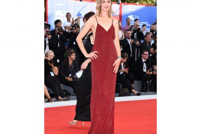 eva-riccobono-venezia-red-carpet-day1