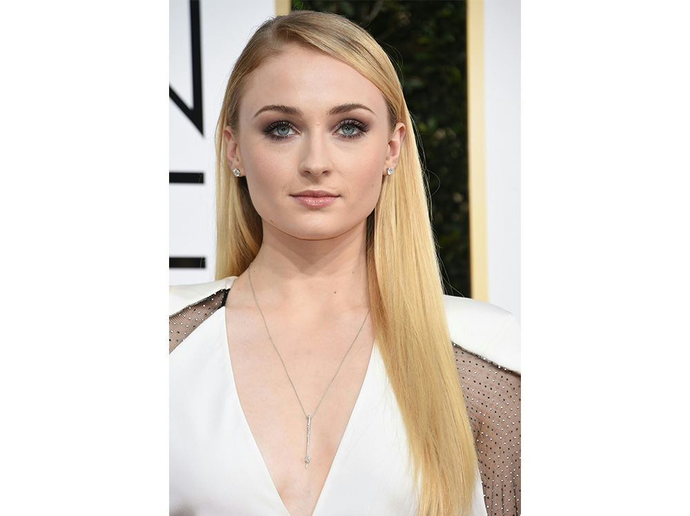 sophie turner capelli make up sansa stark game of thrones il trono di spade (10)