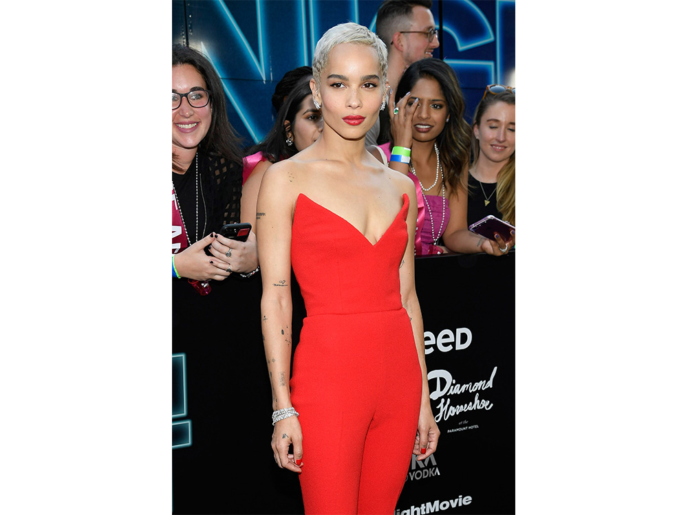 zoe kravitz evoluzione beauty look make up capelli (1)