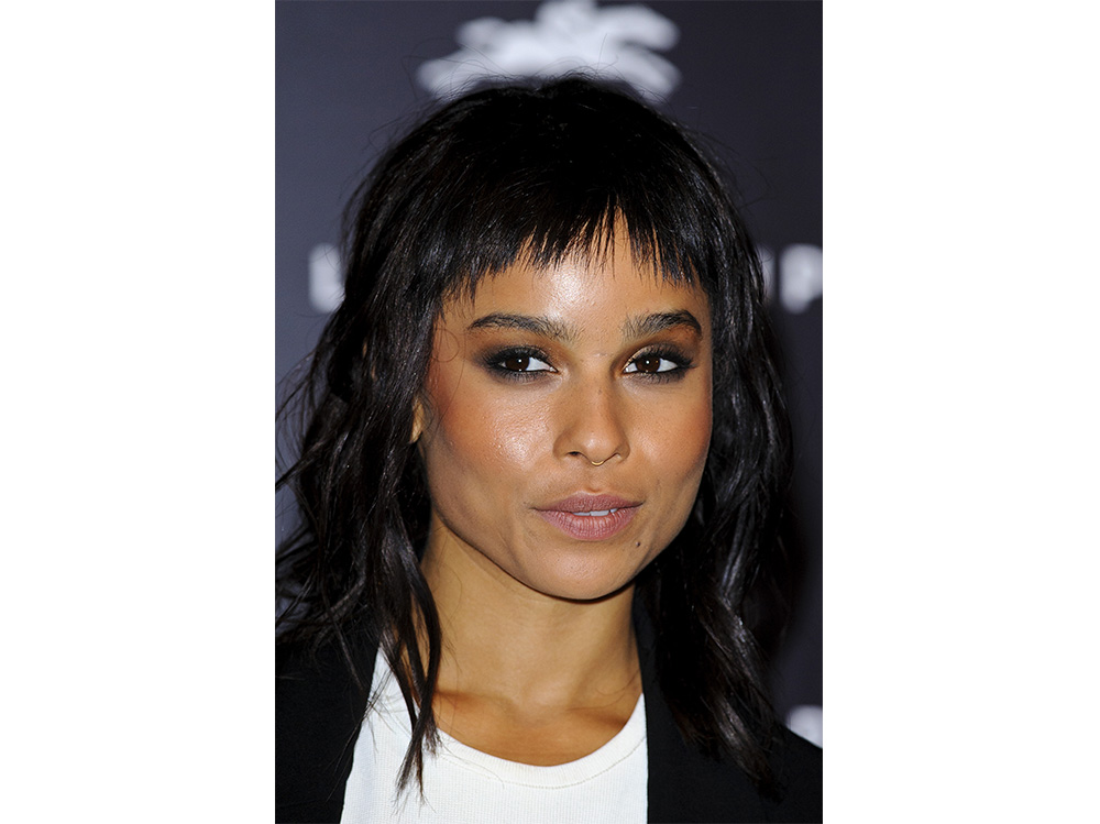 zoe kravitz evoluzione beauty look make up capelli (10)