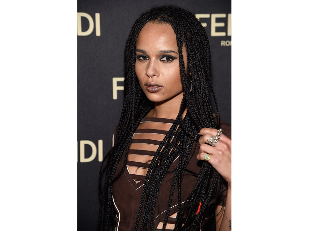 zoe kravitz evoluzione beauty look make up capelli (12)