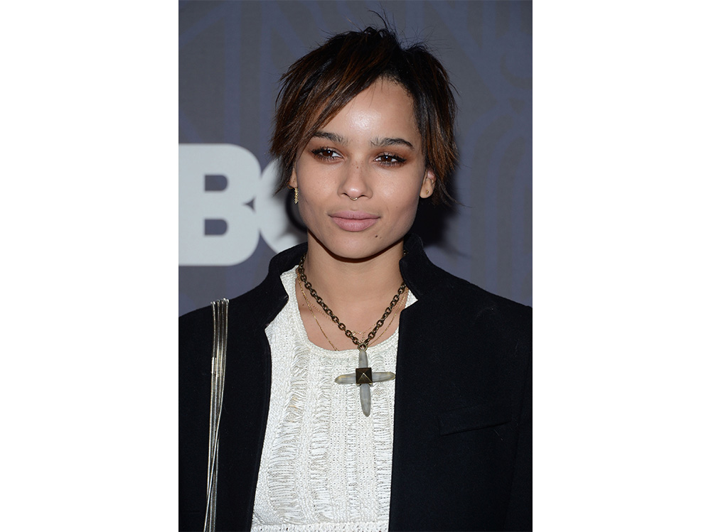 zoe kravitz evoluzione beauty look make up capelli (9)