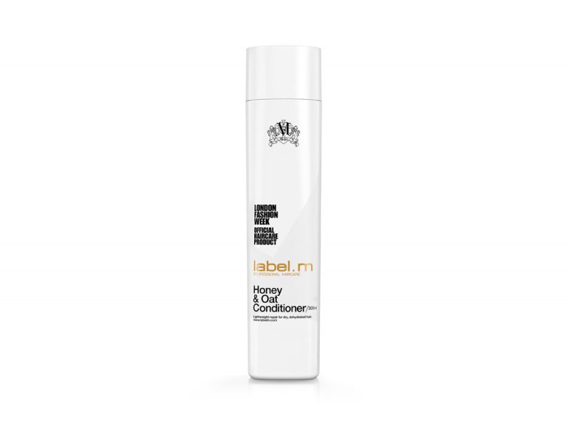 Capelli, come preparai all’autunno con i consigli dell’esperto-LabelM-Honey-Oat-Conditioner