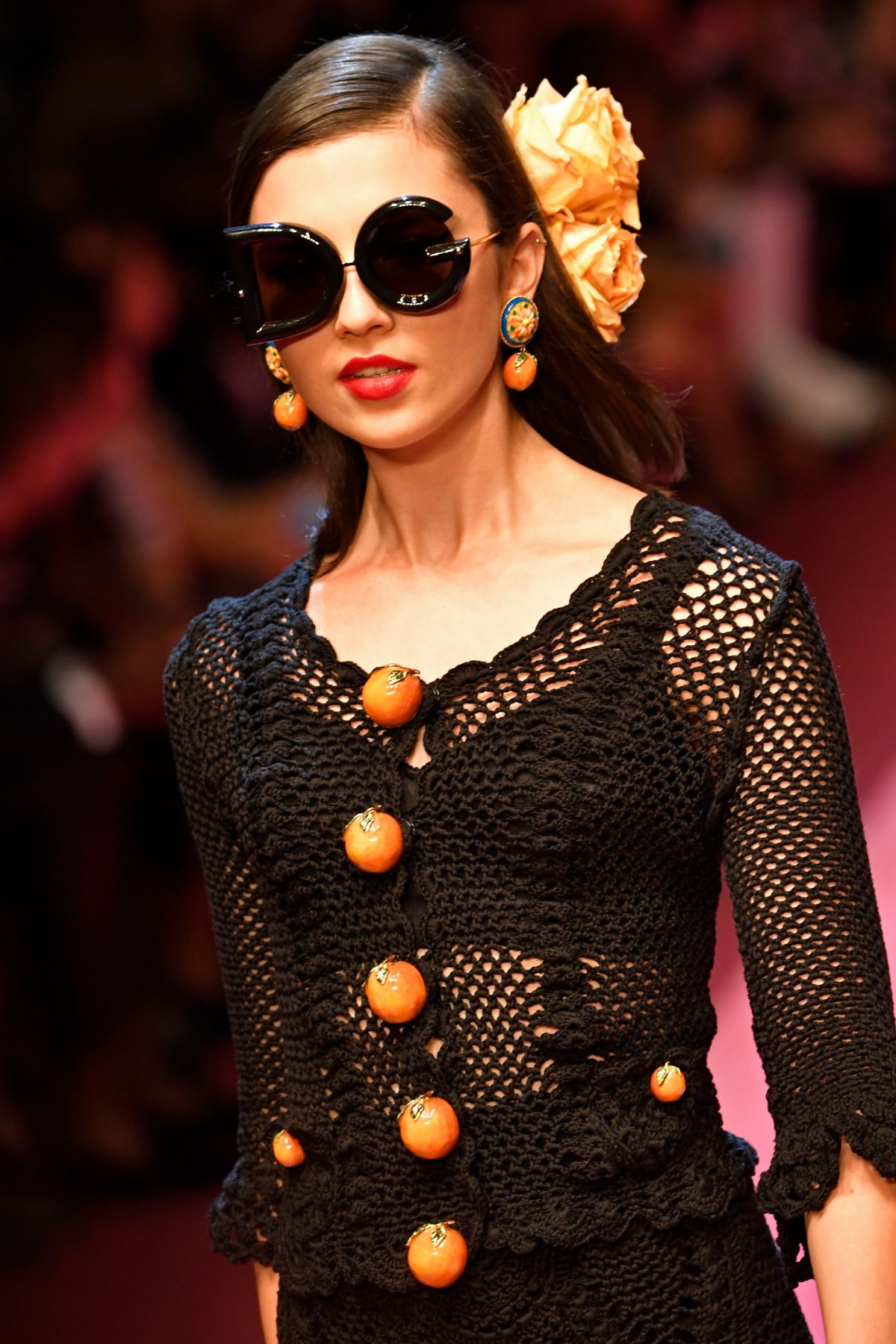 FASHION-ITALY-WOMEN-DOLCE-GABBANA