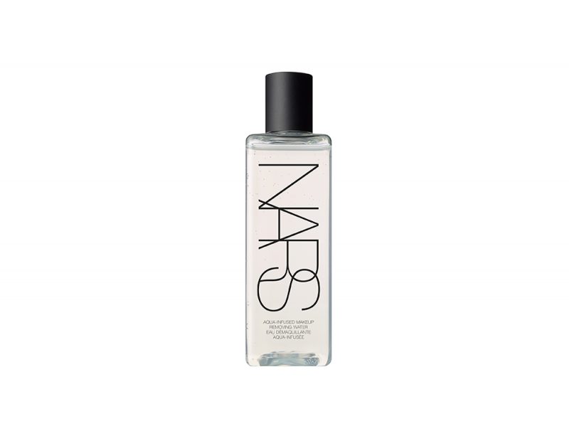 Pelle-in-autunno-i-consigli-della-dermatologa-per-la-corretta-beauty-routine-NARS-Aqua-Infused-Makeup-Removing-Water