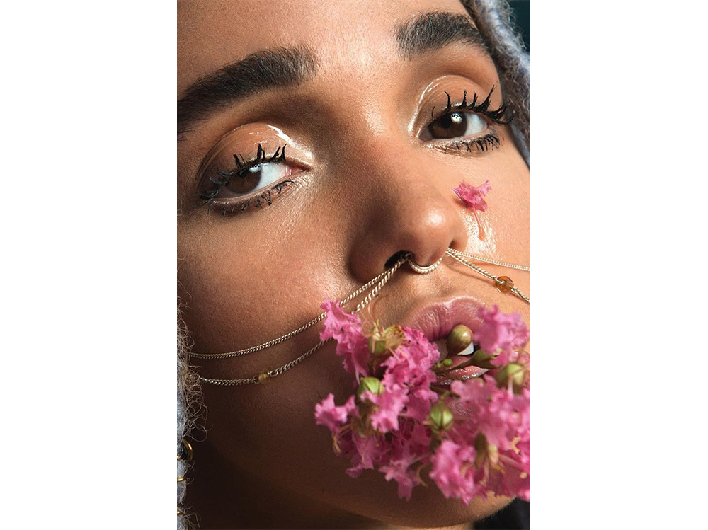 fka twigs beauty look trucco capelli (3)