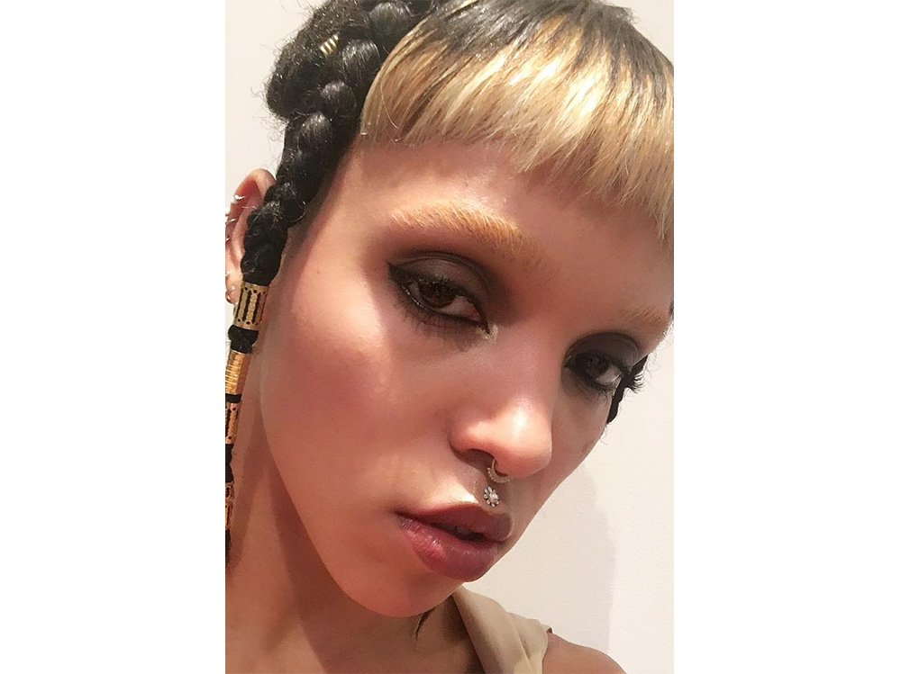 fka twigs beauty look trucco capelli (7)