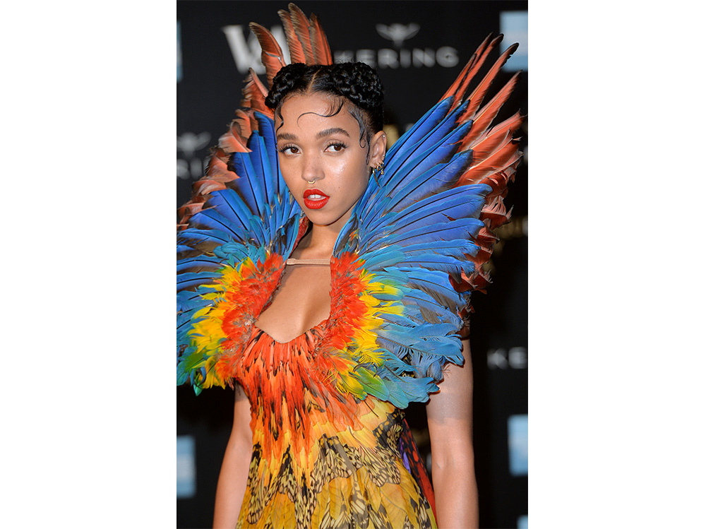 fka twigs beauty look trucco capelli getty (5)