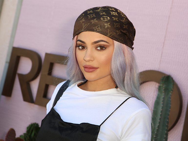 kylie jenner capelli colorati