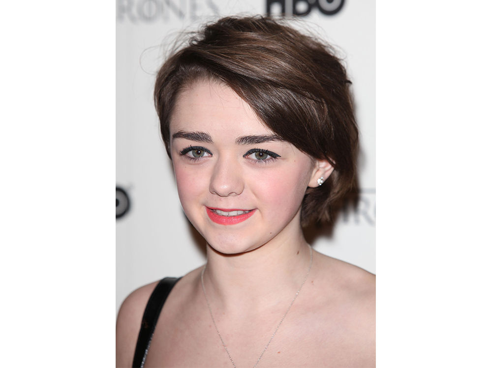 maisie williams evoluzione beauty look trucco capelli (1)