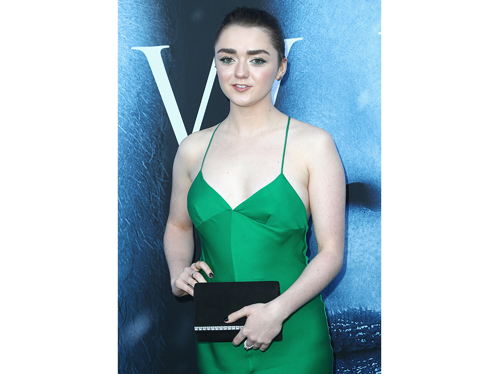 maisie williams evoluzione beauty look trucco capelli (22)