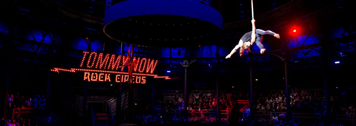 tommy-hilfiger-show-DESKTOP