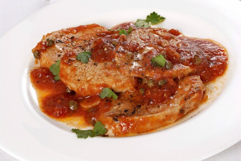 Fettine di carne alla pizzaiola
