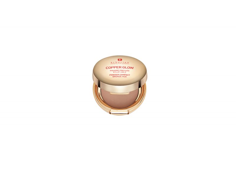 Make-up-come-opacizzare-il-viso-con-la-cipria-ERBORIAN-COPPER-GLOW