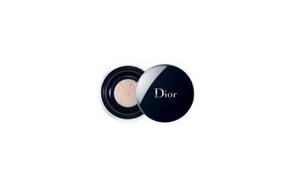 Make-up-come-opacizzare-il-viso-con-la-cipria-forever-Poudre-Libre-dior