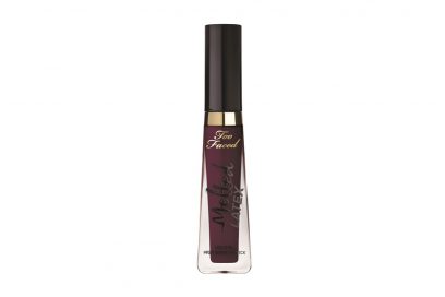 Rossetti-scuri-a-chi-stanno-bene-e-come-si-portano-TooFaced_MeltedLatex_Closed_Can_tTouchThis_