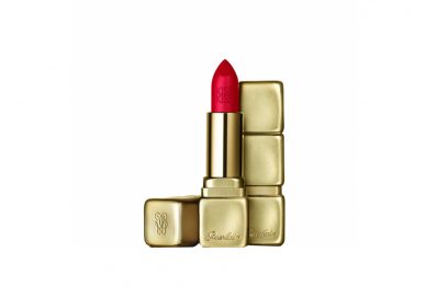 Rossetto-rosso-come-si-sceglie-la-nuance-giusta-in-base-ai-propri-colori-naturali-KK matt2 guerlain_cat17_g042441_w