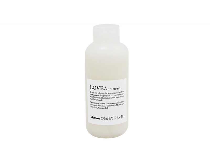 capelli-mossi-davines-love-curl-cream