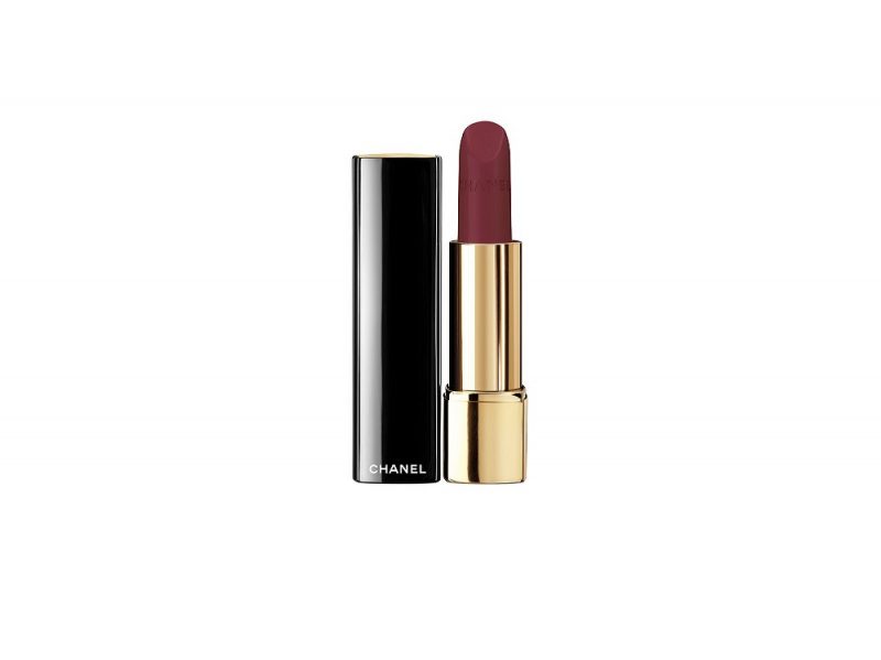 chanel-travel-diary-Rouge-Allure-Velvet-63-Nightfall