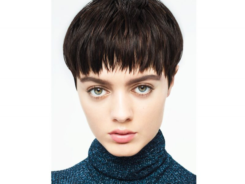 frangia capelli autunno inverno 2017 2018 AVEDA_AW-17-18_HAIR-LOOK8