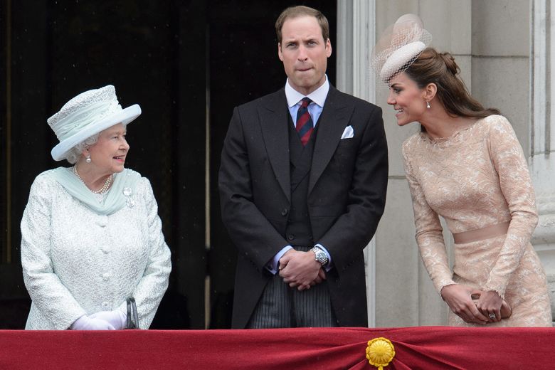 La regina Elisabetta ha rifiutato di incontrare Kate Middleton per anni