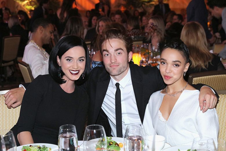 Robert Pattinson e Fka Twigs si sono lasciati: c’entra Katy Perry?