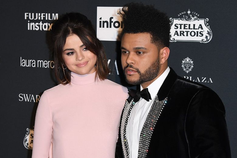 The Weeknd cancella Selena Gomez dai social (e torna da Bella Hadid)