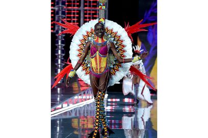 Grace-Bol-victorias-secret-show-17