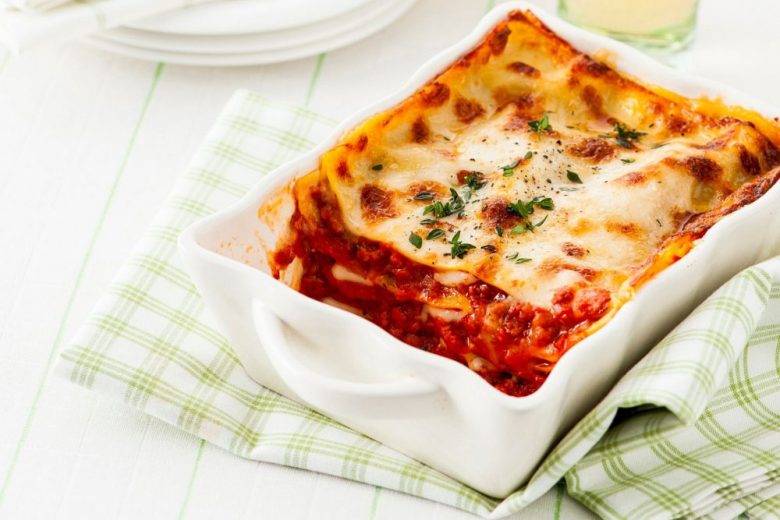 Lasagne al forno con salumi e besciamella