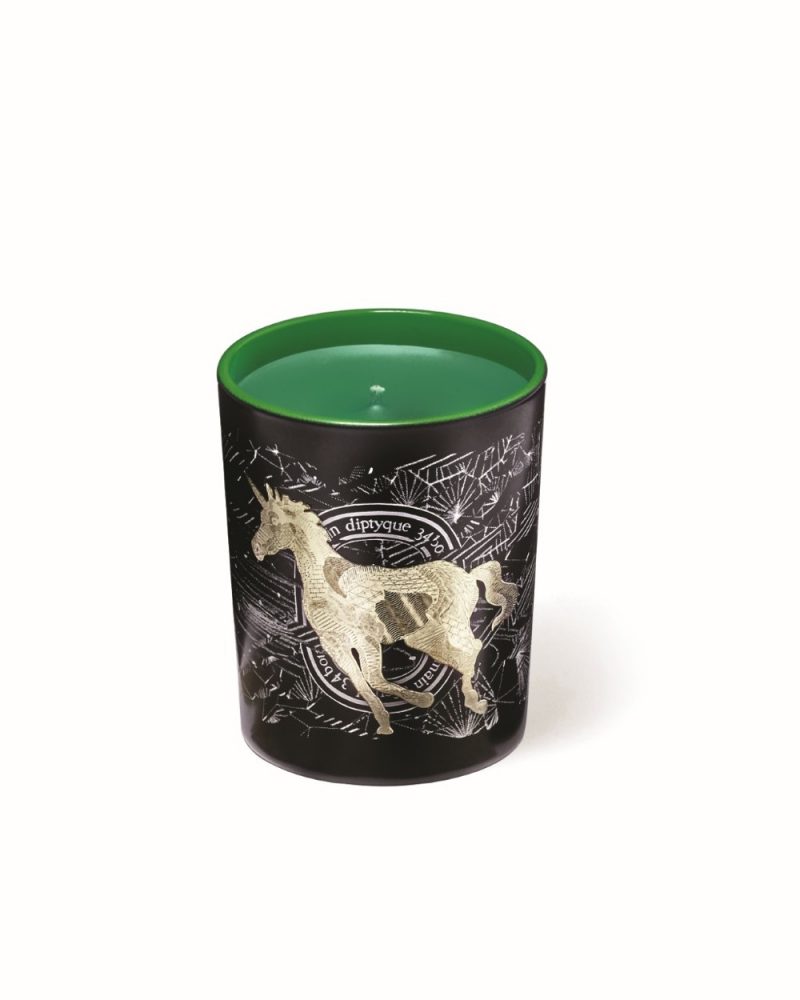 Nord-Europa-gli-ingredienti-cosmetici-e-le-ispirazioni-nella- profumeria-Frosted_Forest_candle_70g_CMJN