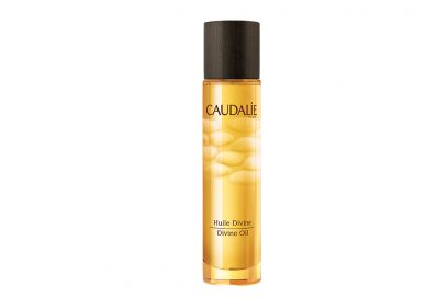 Olio-per-capelli-per-quali-chiome-quando-e-come-usarlo-CAUDALIE-HUILE-DIVINE